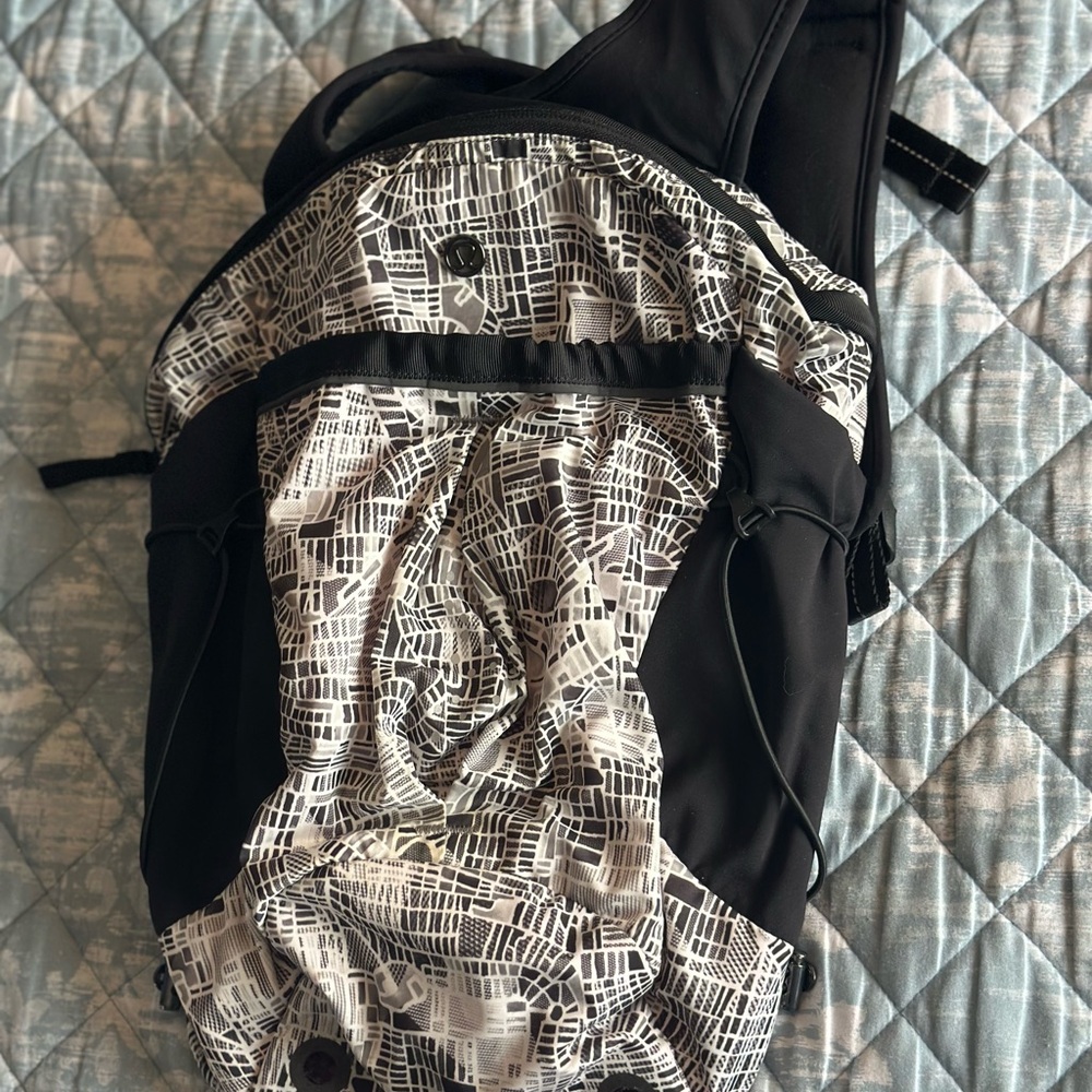 Lululemon Athletica Seawheeze 2016 Run All Day Backpack